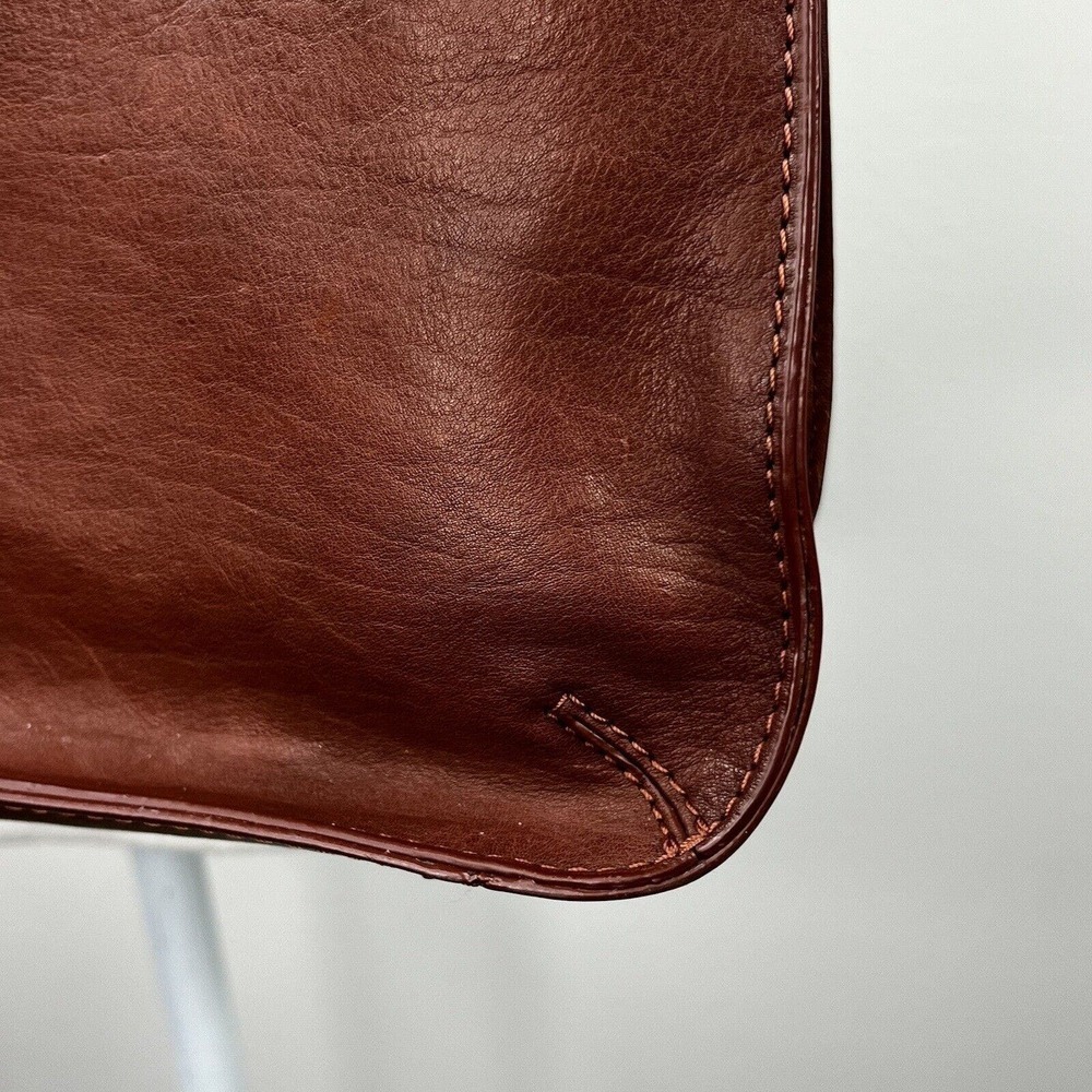 C&C California Women's Brown Leather Shoulder Tote Bag - Picture 15 of 16